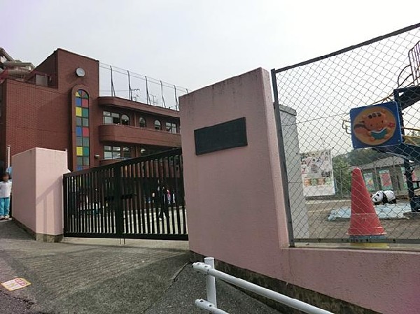 周辺環境:南聖心幼稚園(南聖心幼稚園まで900m 広々とした園庭で健やかな体を養ってください！)