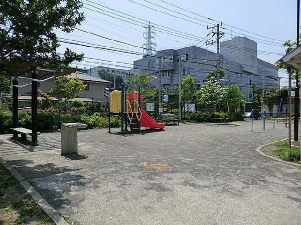 周辺環境:上矢部志ら坂公園(上矢部志ら坂公園まで1000m お子様との日々のお散歩コースにいかがでしょうか！)