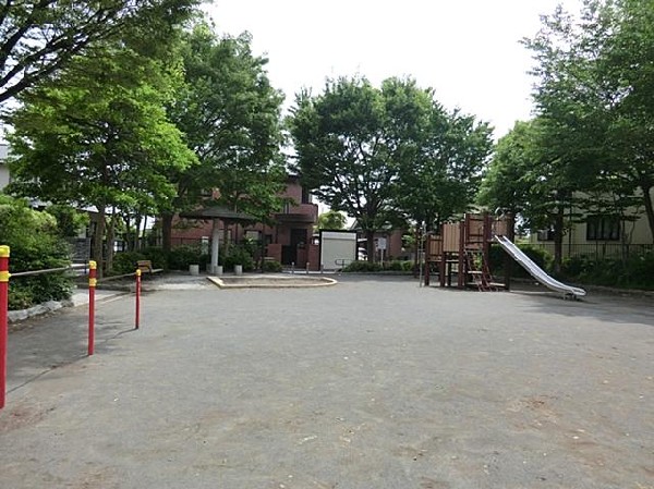 周辺環境:さちが丘蔵屋敷公園(さちが丘蔵屋敷公園まで550m)