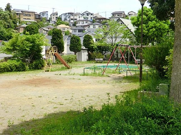 周辺環境:仏向横谷公園(仏向横谷公園まで210m)