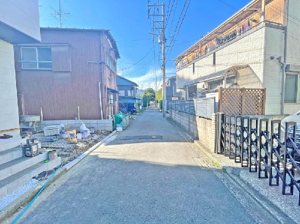 外観:☆☆風通しの良い住宅地☆☆  ゆとりのある住宅地　部屋の窓を開けるとそこには心地よい風が通りぬけます♪