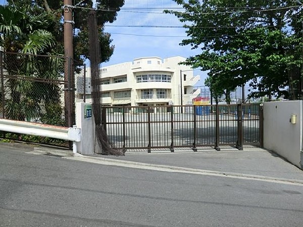 周辺環境:横浜市立矢上小学校(横浜市立矢上小学校まで1000m 小学校近く♪お子様も通学も安心です♪)