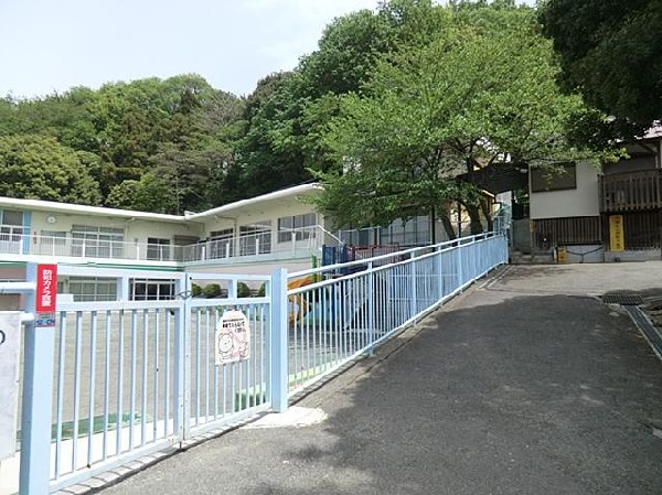 周辺環境:大谷幼稚園(大谷幼稚園まで850m)