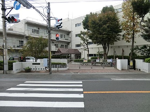 周辺環境:横浜市立北方小学校(横浜市立北方小学校まで600m 小学校近く♪お子様も通学も安心です♪)