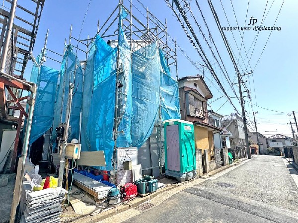 外観:☆☆風通しの良い住宅地☆☆  ゆとりのある住宅地　部屋の窓を開けるとそこには心地よい風が通りぬけます♪