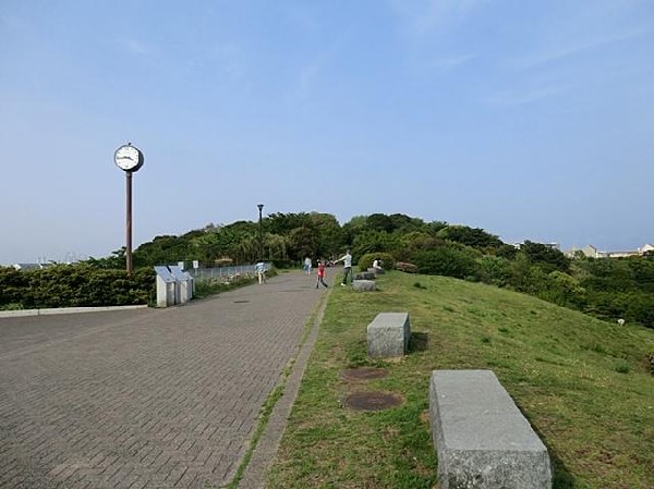 周辺環境:本牧山頂公園(本牧山頂公園まで650m)