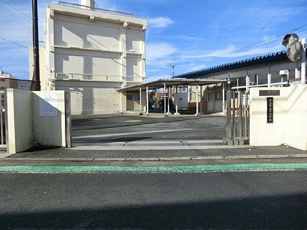 周辺環境:横浜市立原中学校(横浜市立原中学校まで650m)