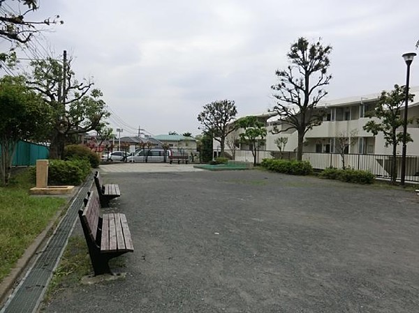 周辺環境:不動丸第三公園(不動丸第三公園まで450m)