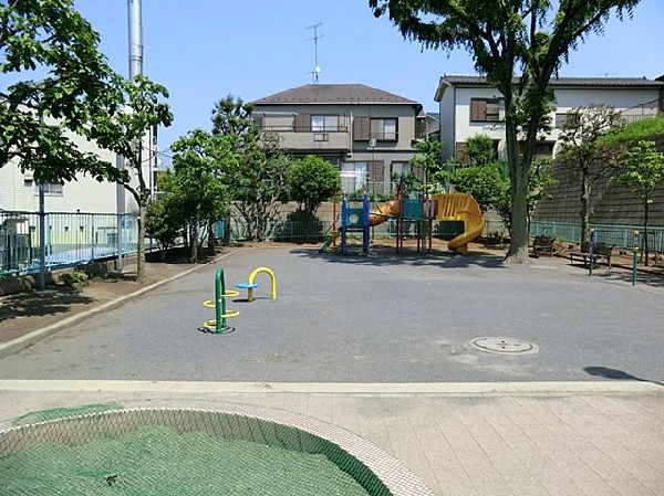 周辺環境:白幡南町公園(白幡南町公園まで110m)