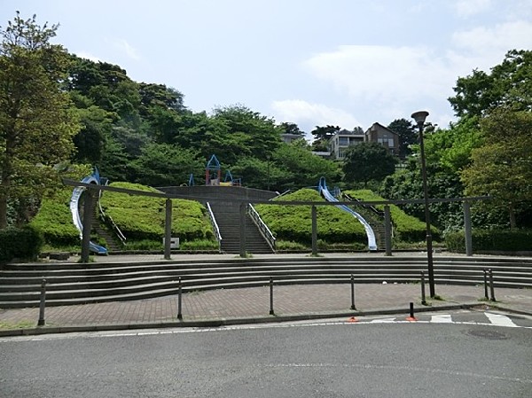 周辺環境:山手見晴らし公園(山手見晴らし公園まで450ｍ)