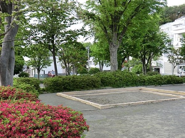 周辺環境:兎ケ谷公園(兎ケ谷公園まで260m)