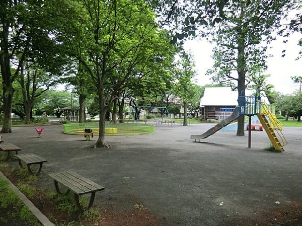 周辺環境:柏葉公園(柏葉公園まで550m)