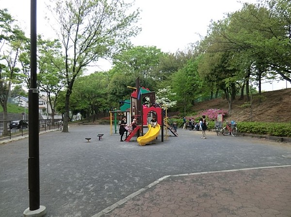 周辺環境:丸山台公園(丸山台公園まで450ｍ)