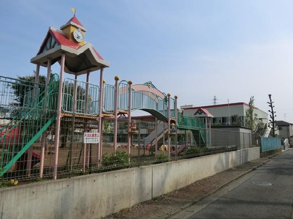 周辺環境:泉ヶ丘幼稚園(泉ヶ丘幼稚園まで400m)