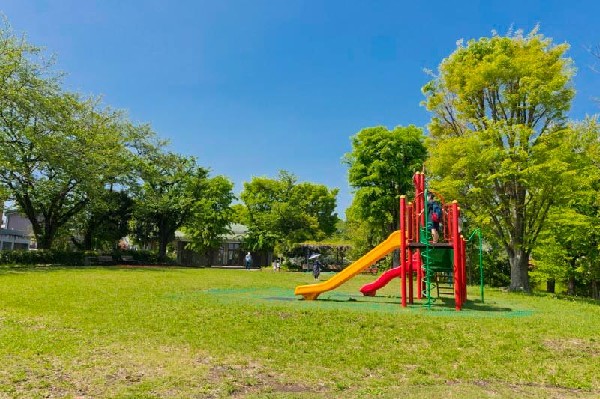 周辺環境:南本宿公園(南本宿公園まで535m)