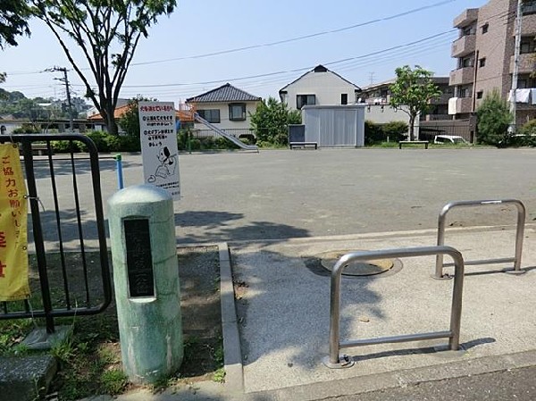 周辺環境:白幡南町第二公園(白幡南町第二公園まで550m)