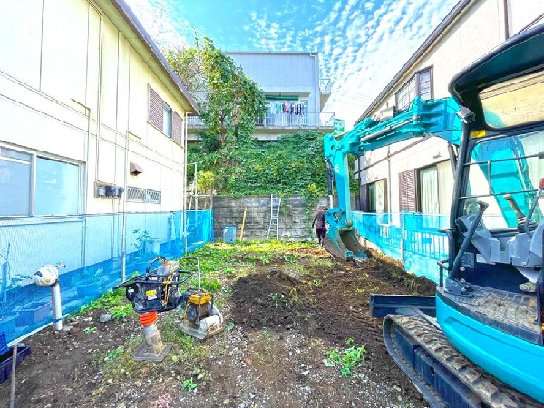 外観:☆☆風通しの良い住宅地☆☆  ゆとりのある住宅地　部屋の窓を開けるとそこには心地よい風が通りぬけます♪