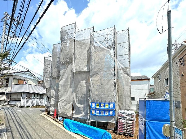 外観:☆☆風通しの良い住宅地☆☆  ゆとりのある住宅地　部屋の窓を開けるとそこには心地よい風が通りぬけます♪