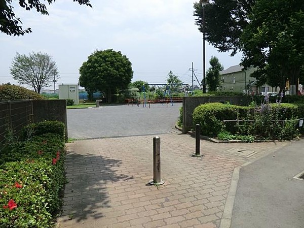 周辺環境:本郷四丁目第二公園(本郷四丁目第二公園まで400m)