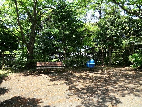 周辺環境:大船むくどり公園(大船むくどり公園まで800m)