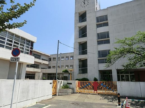 周辺環境:鎌倉市立大船小学校(鎌倉市立大船小学校まで1100m)