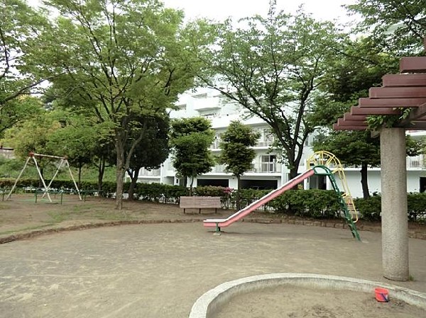 周辺環境:名瀬下第八公園(名瀬下第八公園まで350m)