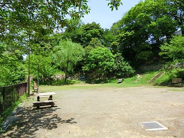 周辺環境:松ノ内公園(松ノ内公園まで160m)