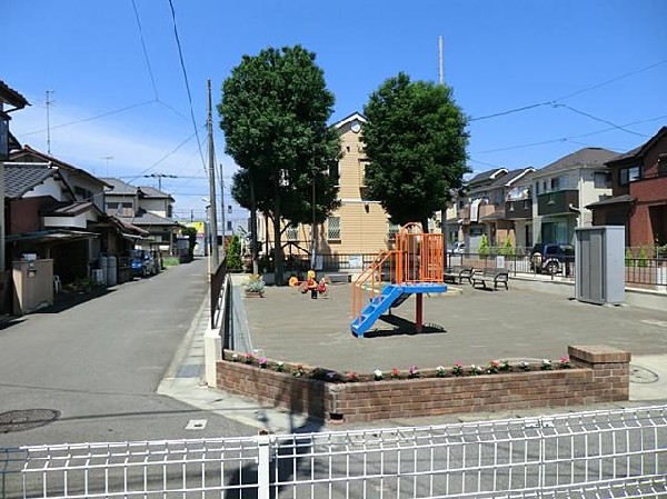 周辺環境:阿久和沢谷公園(阿久和沢谷公園まで1000m)