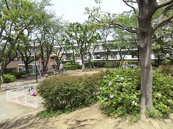 周辺環境:日野町清水第二公園(日野町清水第二公園まで450ｍ)