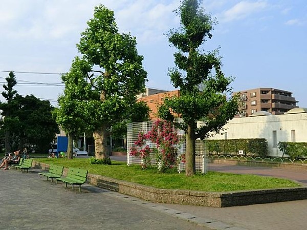 周辺環境:潮田公園(潮田公園まで600m 公園近くでお子様も安心して遊べます♪)