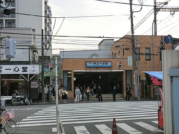 周辺環境:京浜急行電鉄井土ケ谷駅(京浜急行電鉄井土ケ谷駅まで2000m)