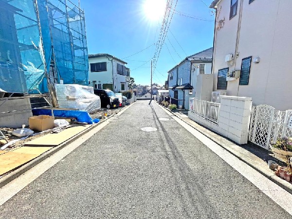 外観:☆☆風通しの良い住宅地☆☆  ゆとりのある住宅地　部屋の窓を開けるとそこには心地よい風が通りぬけます♪