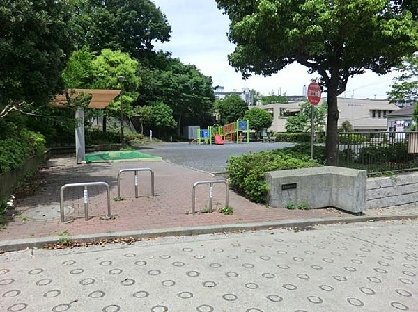 周辺環境:永田台第四公園(永田台第四公園まで600m)