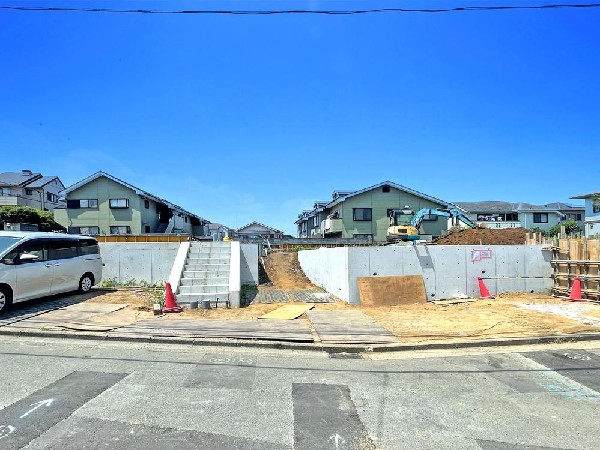 外観:☆☆風通しの良い住宅地☆☆  ゆとりのある住宅地　部屋の窓を開けるとそこには心地よい風が通りぬけます♪