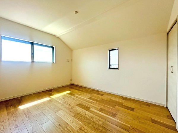 「どういう家具を置こうかな」とわくわくする。自分好みのこだわりのお部屋にしてオンリーワンの部屋でゆったりと寛ごう。