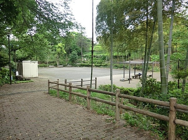 周辺環境:新井町公園