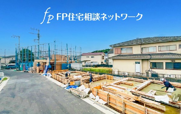 外観:毎日のお散歩も快適な緑に恵まれたエリアは伸び伸びスローライフを叶えてくれます。自然豊富な季節の移ろいを身近に感じられる環境でストレスフリーな生活をお送りください。