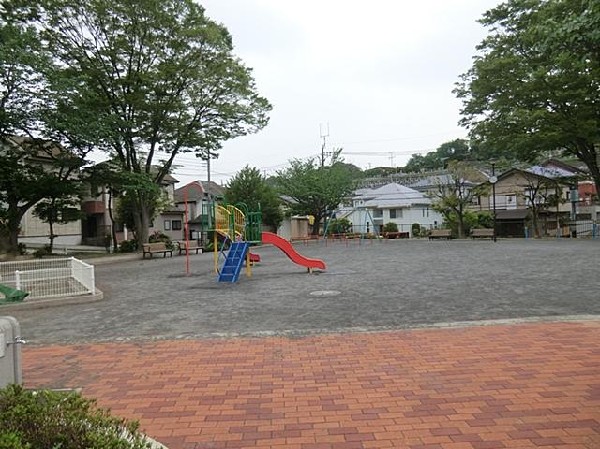 周辺環境:笹下明ケ沢公園(笹下明ケ沢公園まで350m 公園近くでお子様も安心して遊べます♪)