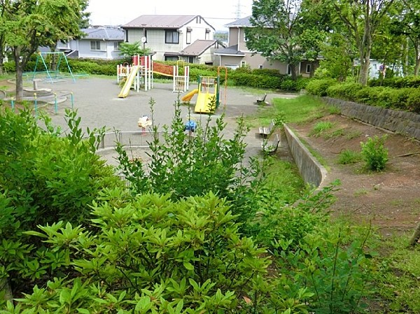 周辺環境:十一ノ区公園(十一ノ区公園まで650ｍ)