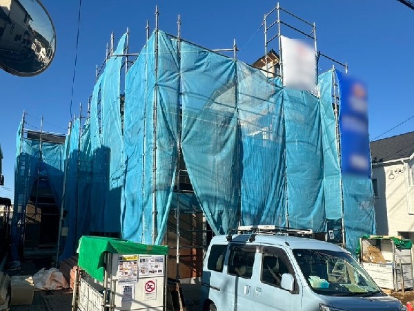 外観:周辺は高い建物が建っていないので、採光や開放性に恵まれています