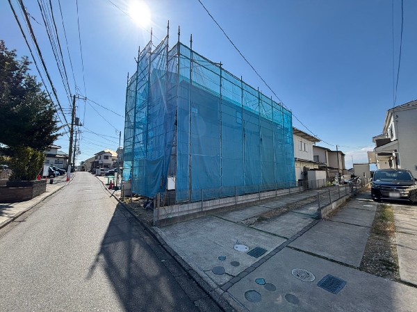 外観:空が広く緑の多い閑静な趣を感じる環境です