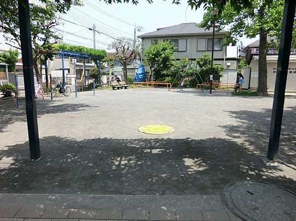 周辺環境:中島町公園(中島町公園まで190m)