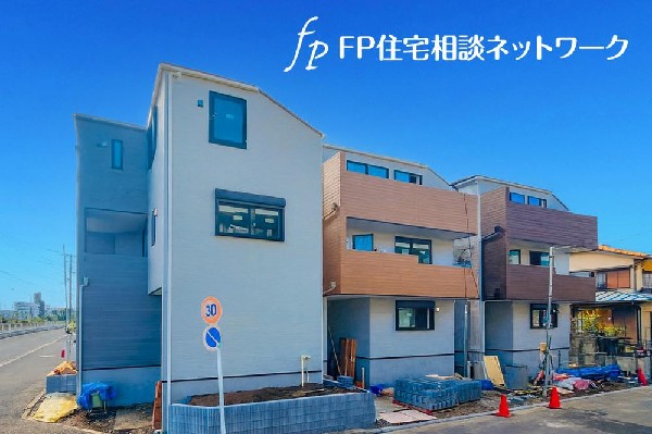 外観:駅近でありながら周辺は住宅地となっており子育て家族にもピッタリ。毎日のお買い物も便利なエリアで暮らしやすさを実現するための住環境が整っています。