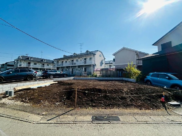 外観:周囲には高い建物がなく、空が広く開放感があり、陽当りを大きく遮られることもありません。