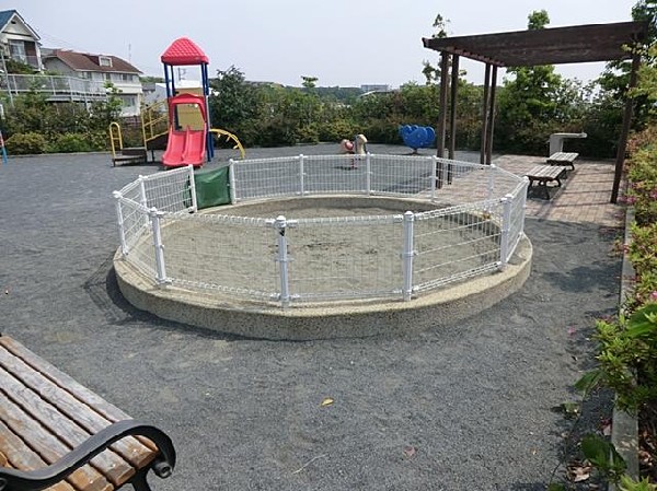 周辺環境:森四丁目第五公園(森四丁目第五公園まで350m)