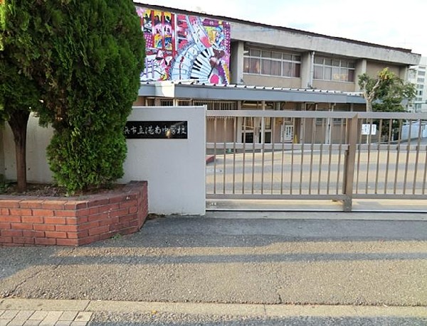 周辺環境:横浜市立港南中学校(横浜市立港南中学校まで1000m)