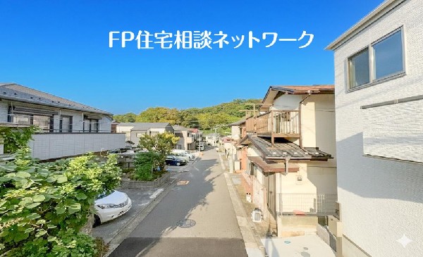 外観:毎日のお散歩も快適な緑に恵まれたエリアは伸び伸びスローライフを叶えてくれます。自然豊富な季節の移ろいを身近に感じられる環境でストレスフリーな生活をお送りください。