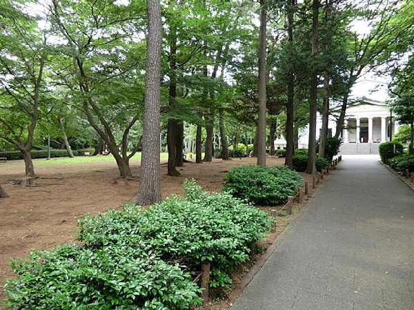 周辺環境:大倉山公園(大倉山公園まで650m)