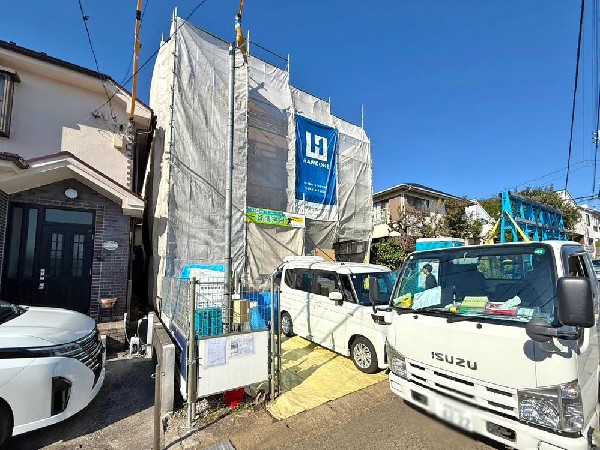 外観:☆☆風通しの良い住宅地☆☆  ゆとりのある住宅地　部屋の窓を開けるとそこには心地よい風が通りぬけます♪