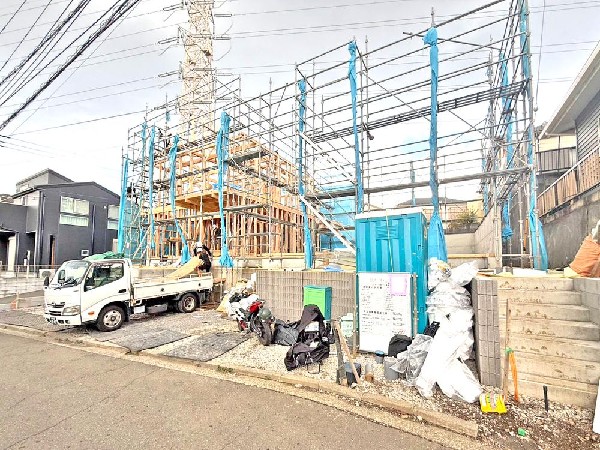 外観:☆☆風通しの良い住宅地☆☆  ゆとりのある住宅地　部屋の窓を開けるとそこには心地よい風が通りぬけます♪